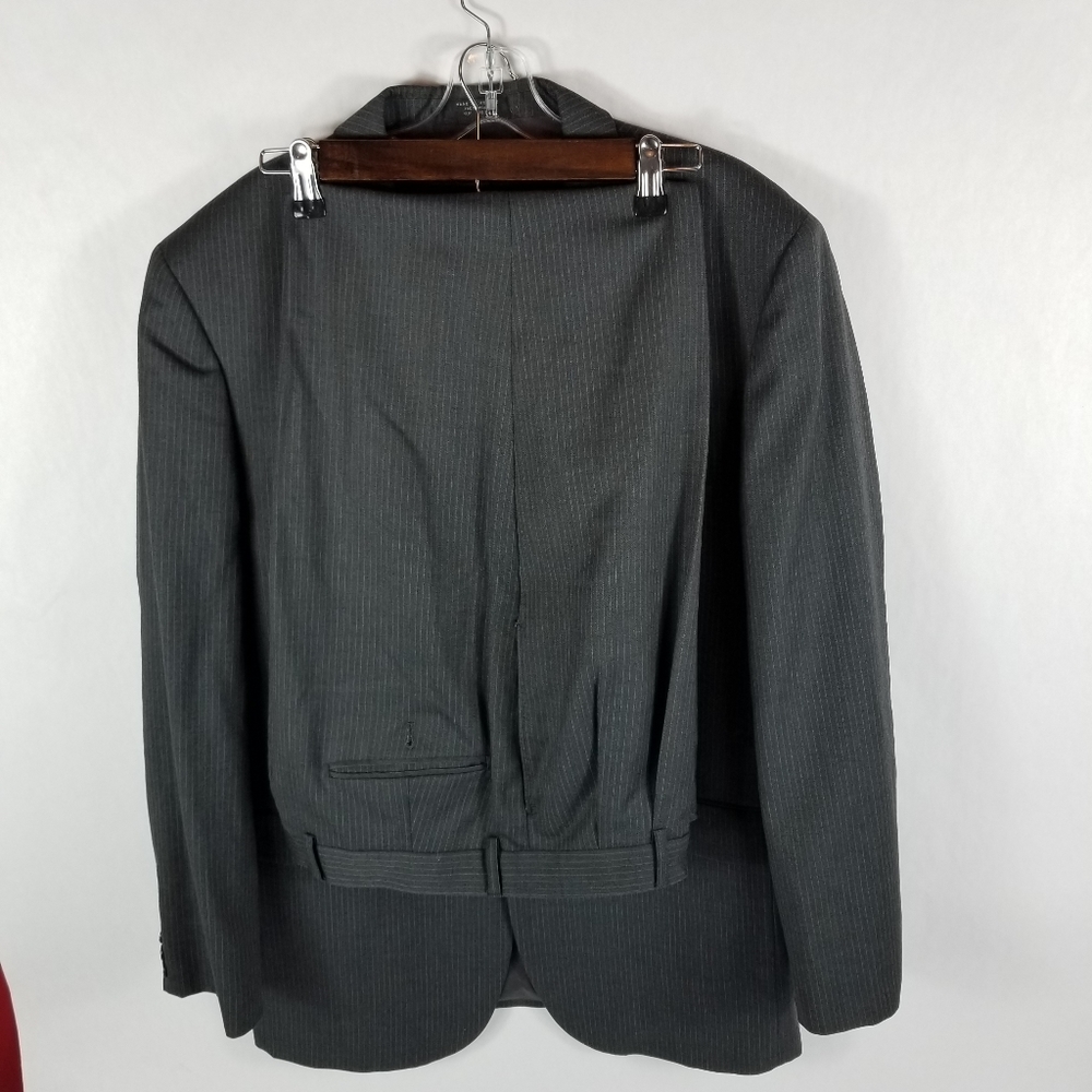 Jones New York suit